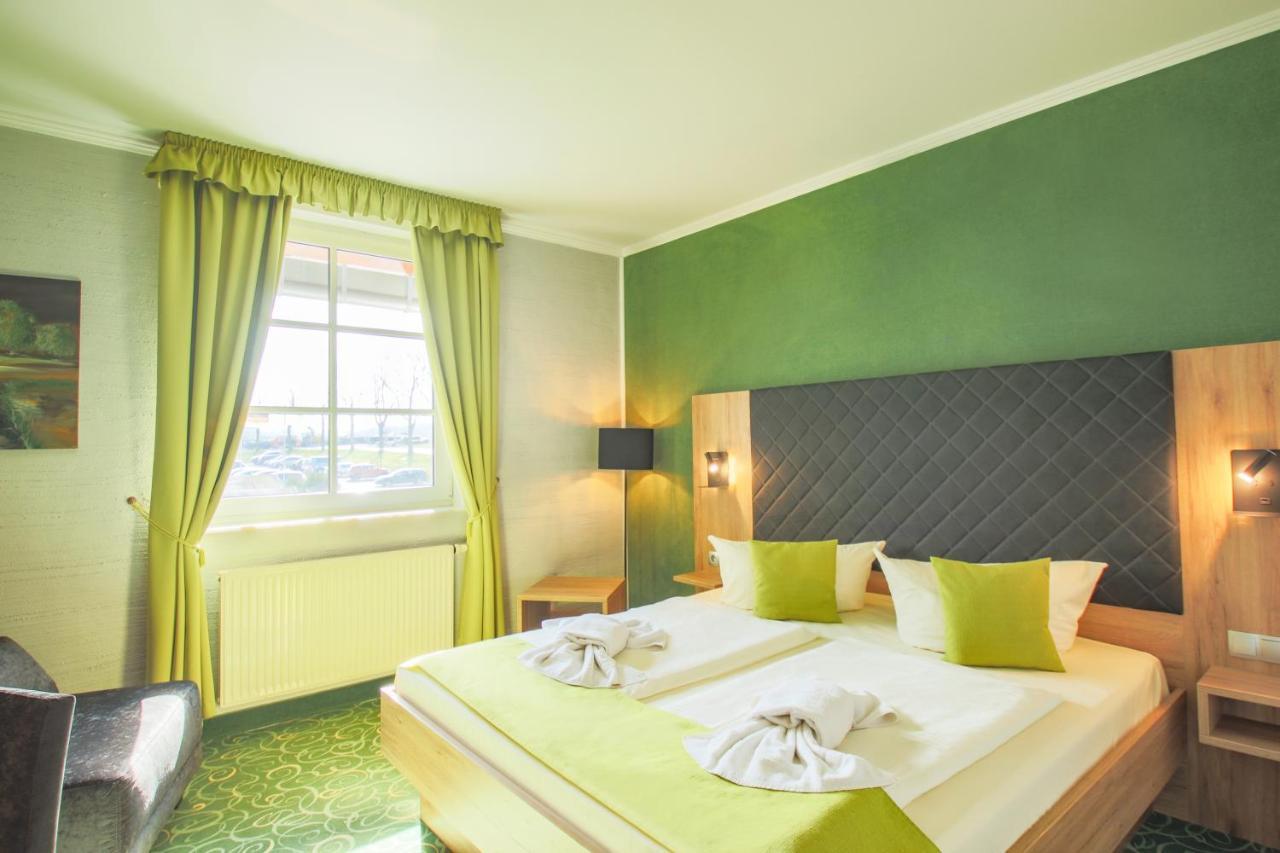 זיפן Panorama Berghotel Wettiner Hoehe מראה חיצוני תמונה